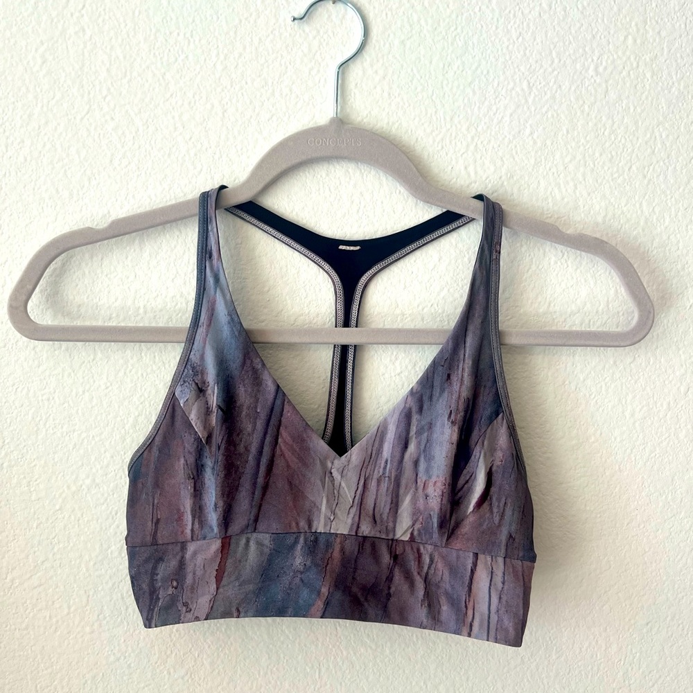 Reversible Lululemon sports bra